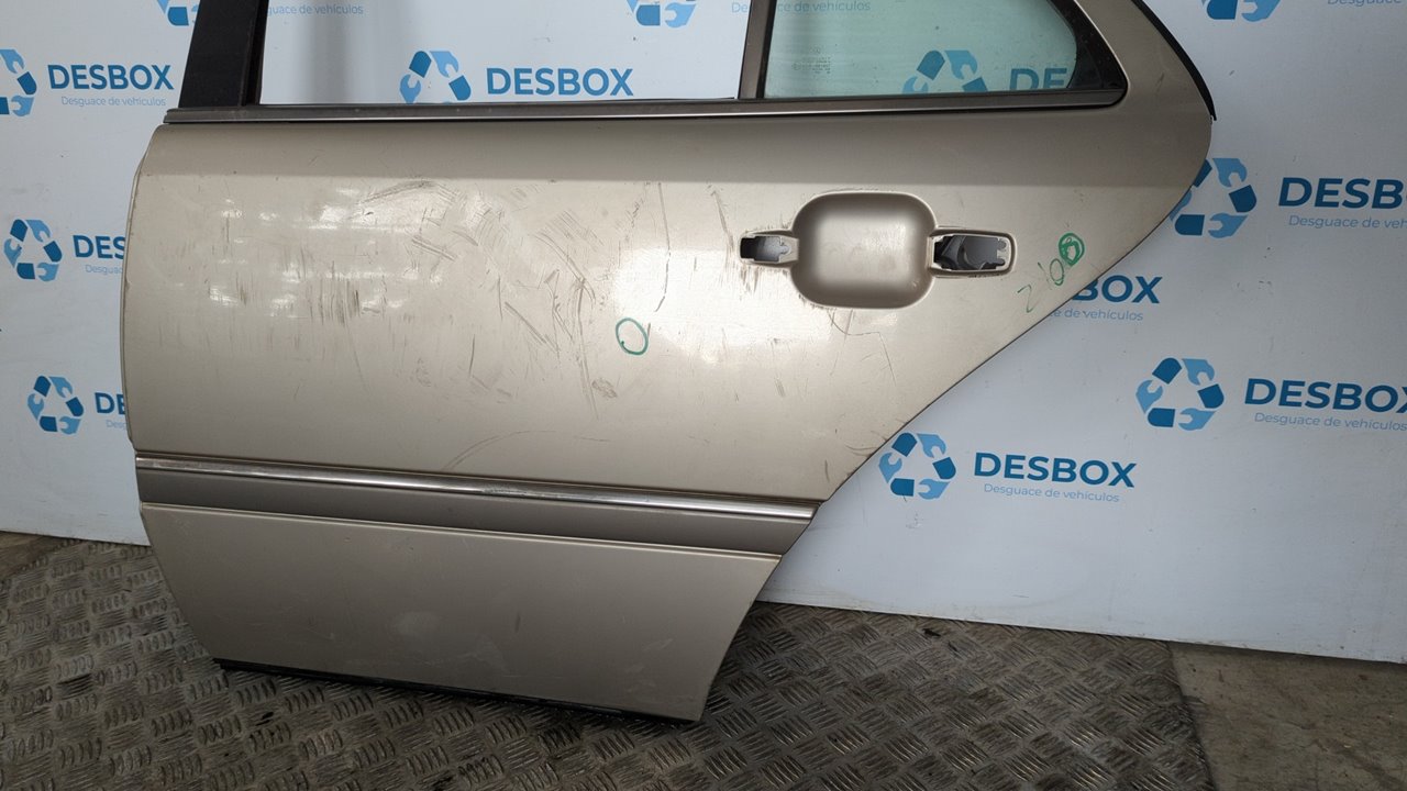 PUERTA TRASERA IZQUIERDA MERCEDES-BENZ CLASE C (W202) - vista 2