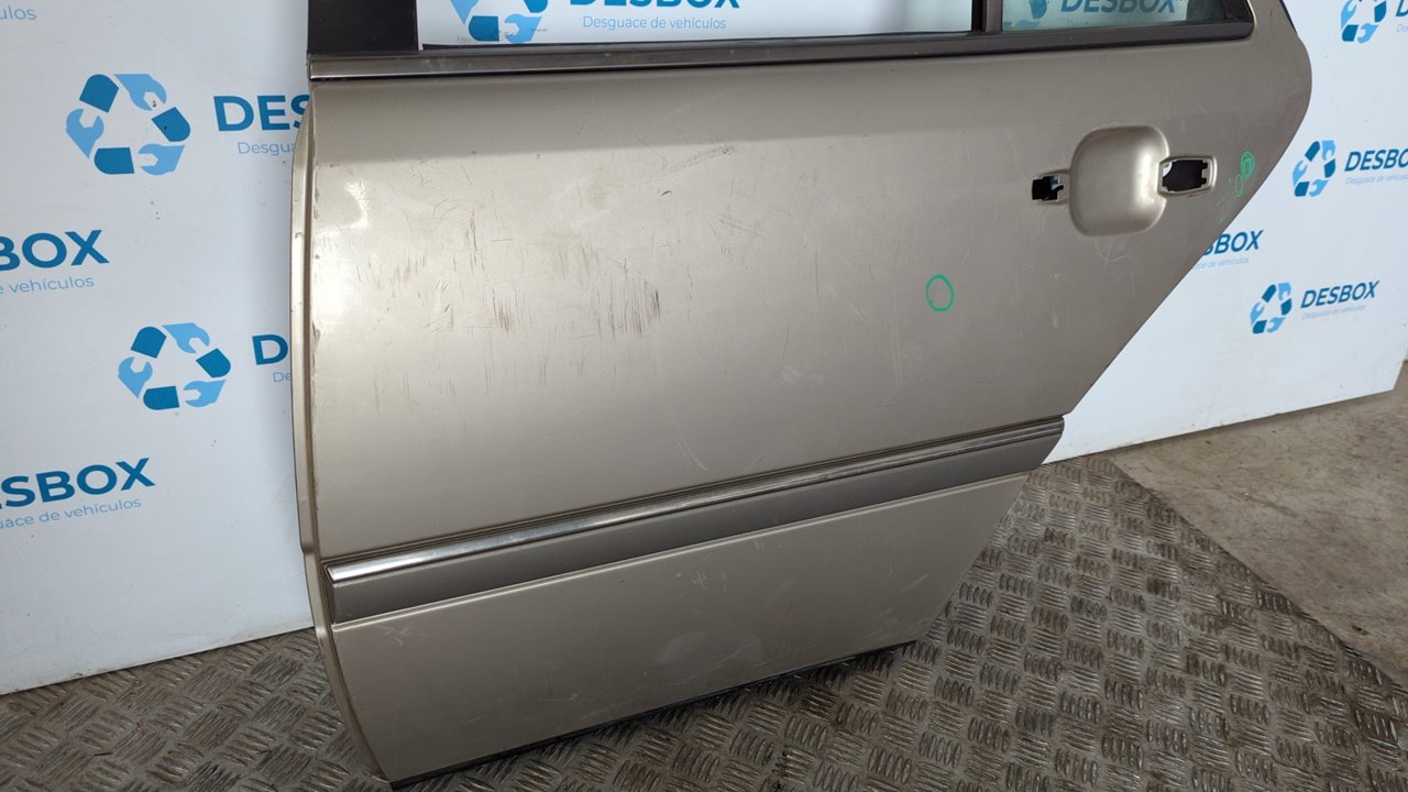 PUERTA TRASERA IZQUIERDA MERCEDES-BENZ CLASE C (W202) - vista 3