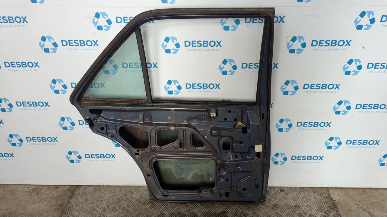 PUERTA TRASERA IZQUIERDA MERCEDES-BENZ CLASE E (W124) - vista 4