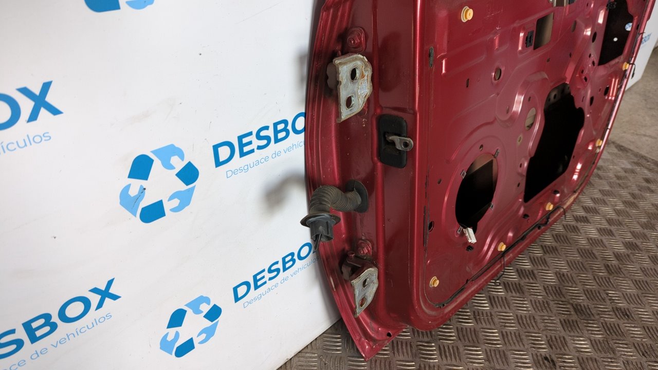PUERTA DELANTERA DERECHA DACIA SANDERO - vista 4