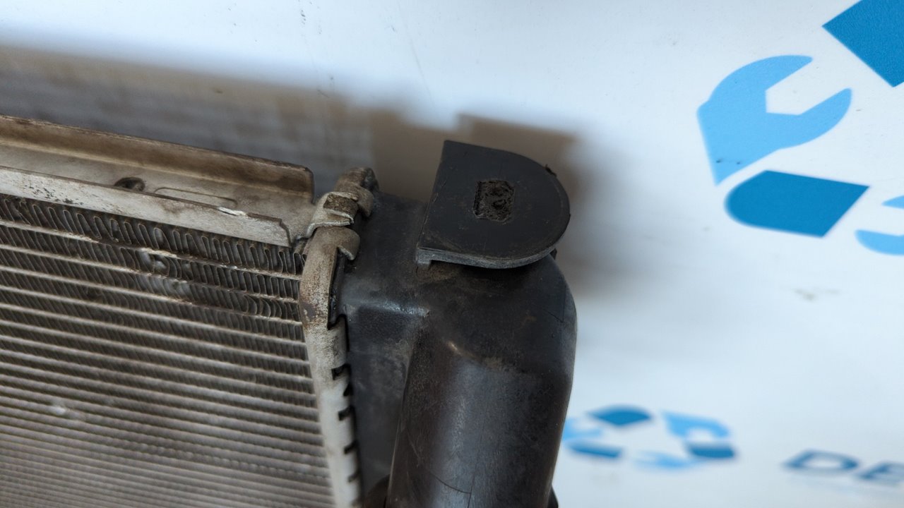 RADIADOR AGUA DACIA SANDERO - vista 4