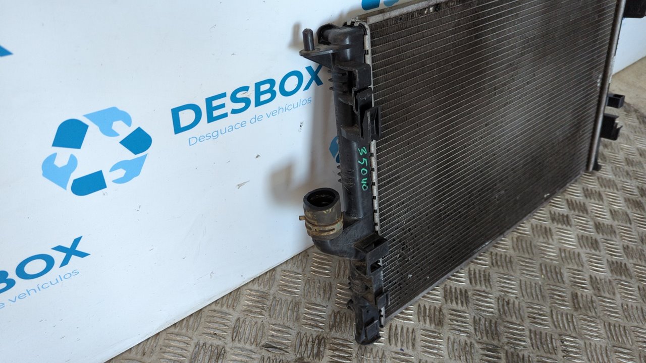 RADIADOR AGUA DACIA SANDERO - vista 2