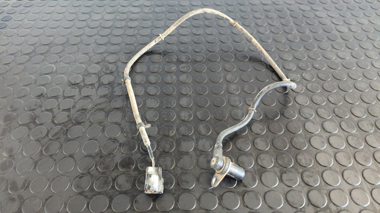 SENSOR ABS DELANTERO DERECHO MITSUBISHI MONTERO (V80/V90)