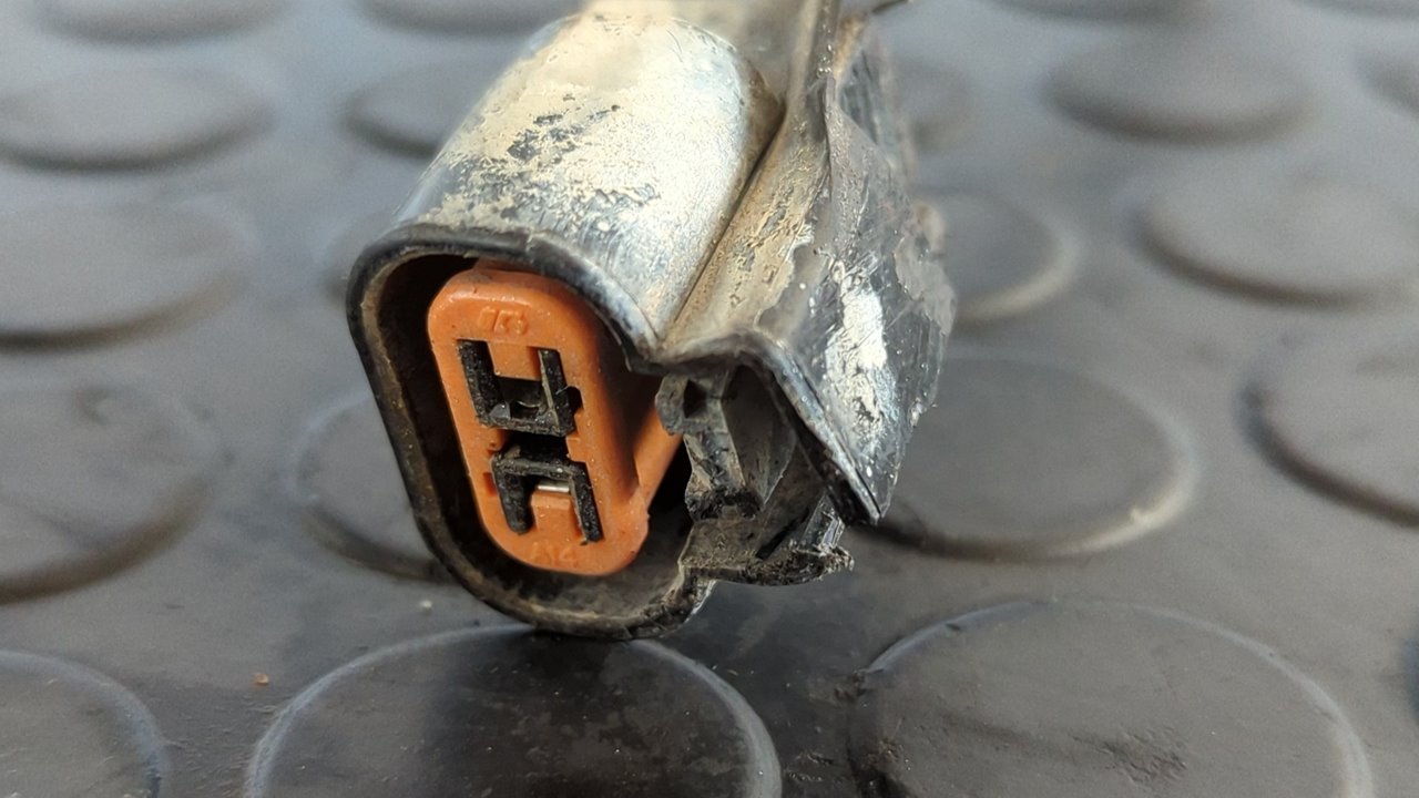 SENSOR ABS DELANTERO DERECHO MITSUBISHI MONTERO (V80/V90) - vista 4