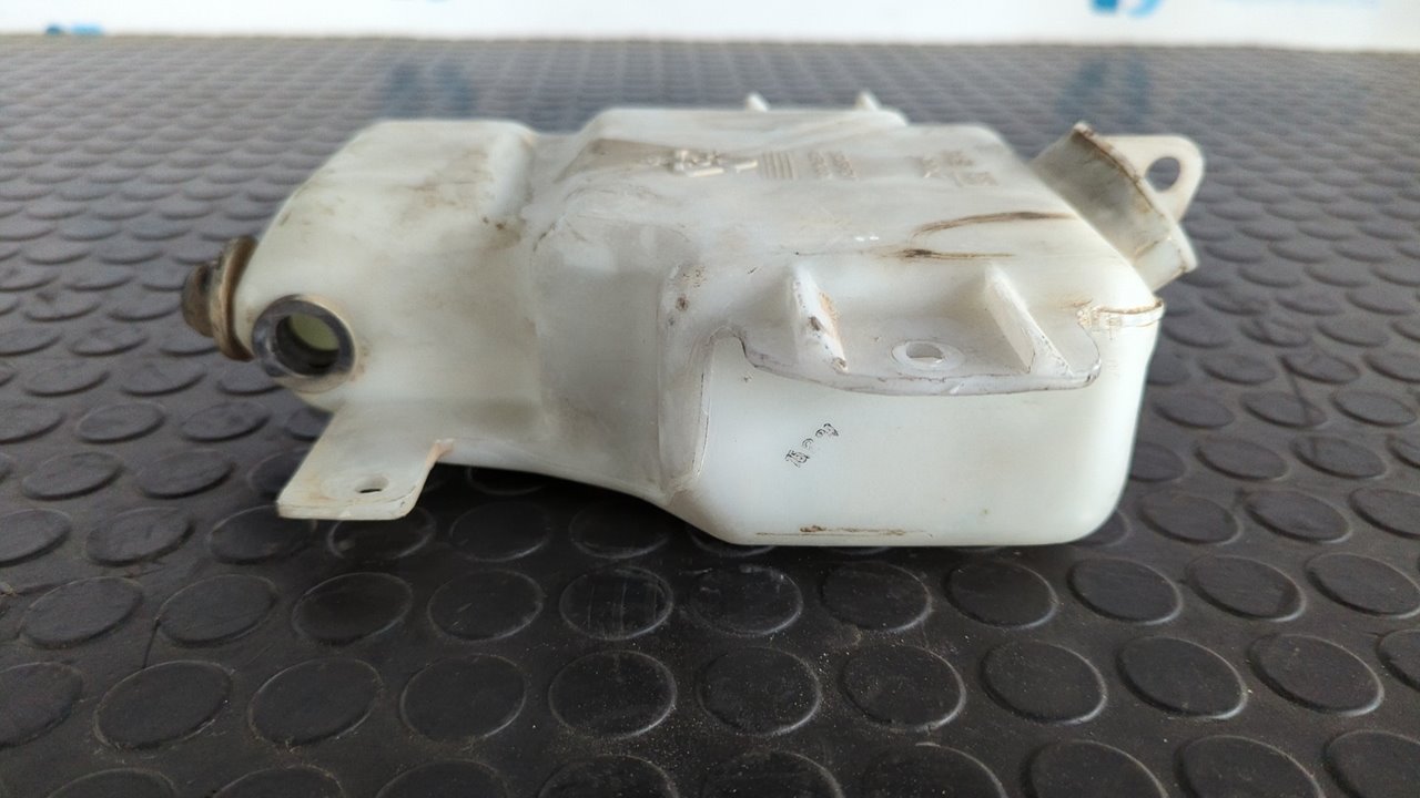 DEPOSITO LIMPIA MITSUBISHI MONTERO (V80/V90) - vista 2