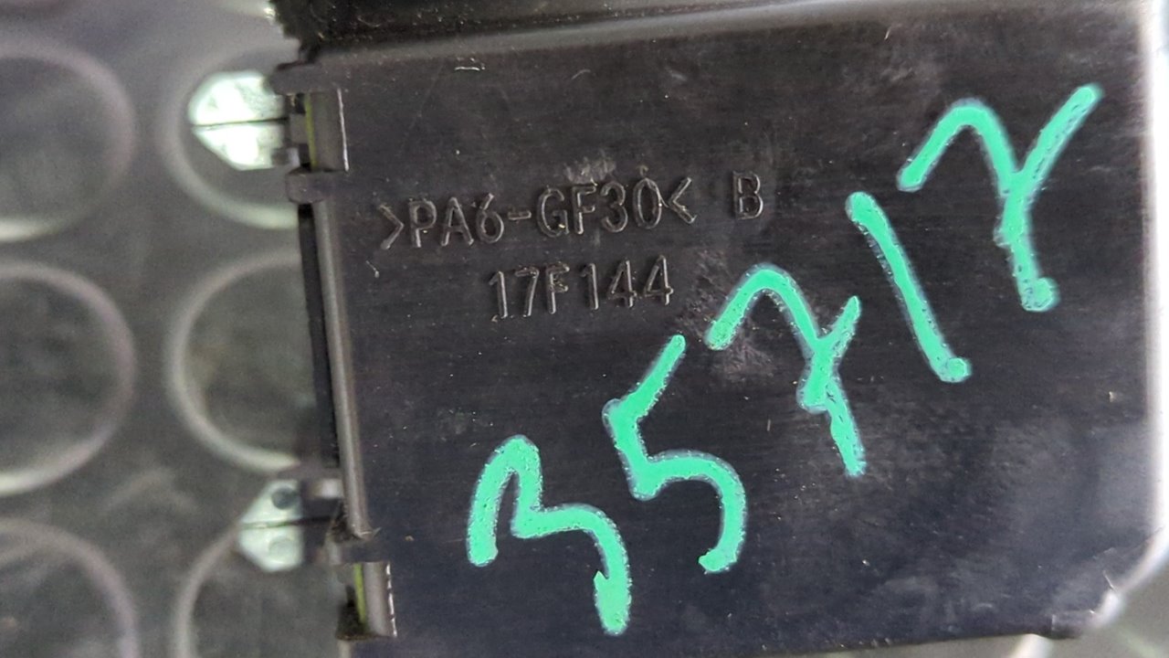 MANDO LIMPIA TOYOTA AURIS - vista 6