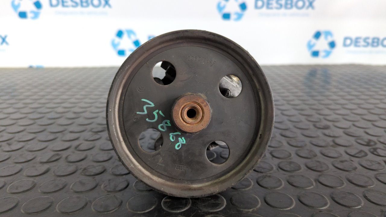 BOMBA DIRECCION CHRYSLER VOYAGER (RG)