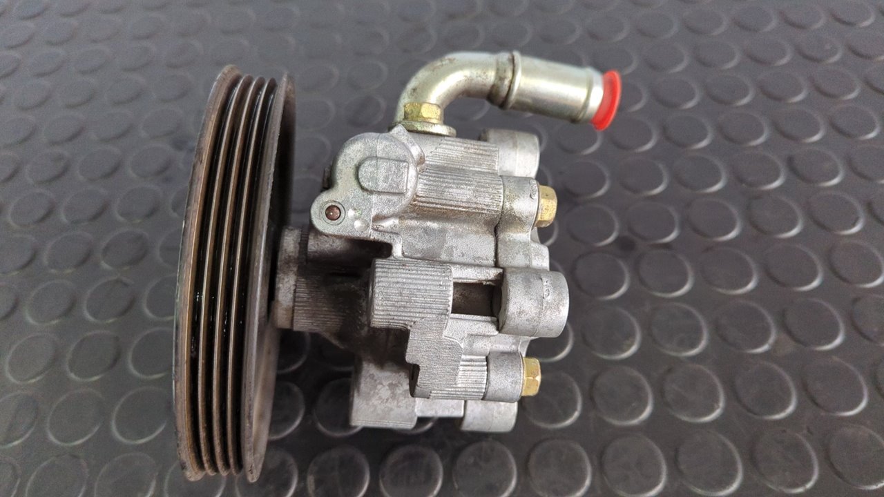 BOMBA DIRECCION CHRYSLER VOYAGER (RG) - vista 5