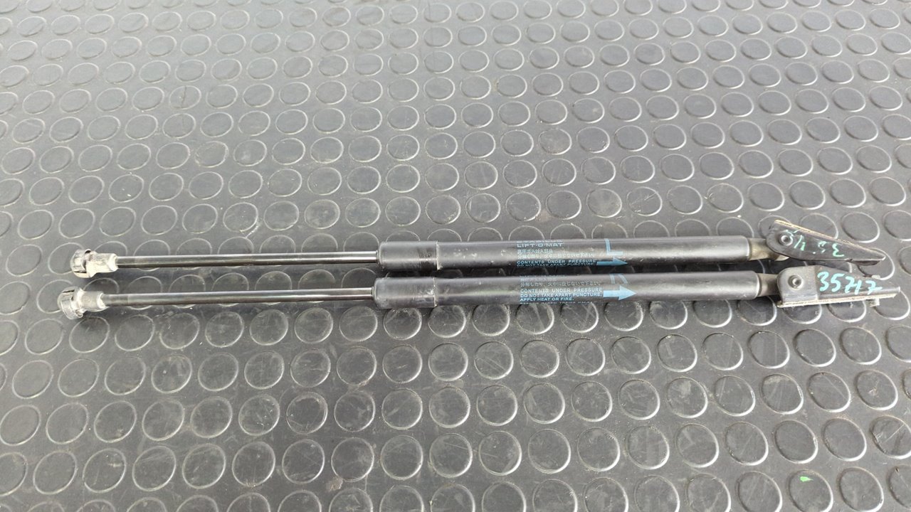 AMORTIGUADORES MALETERO / PORTON TOYOTA AURIS