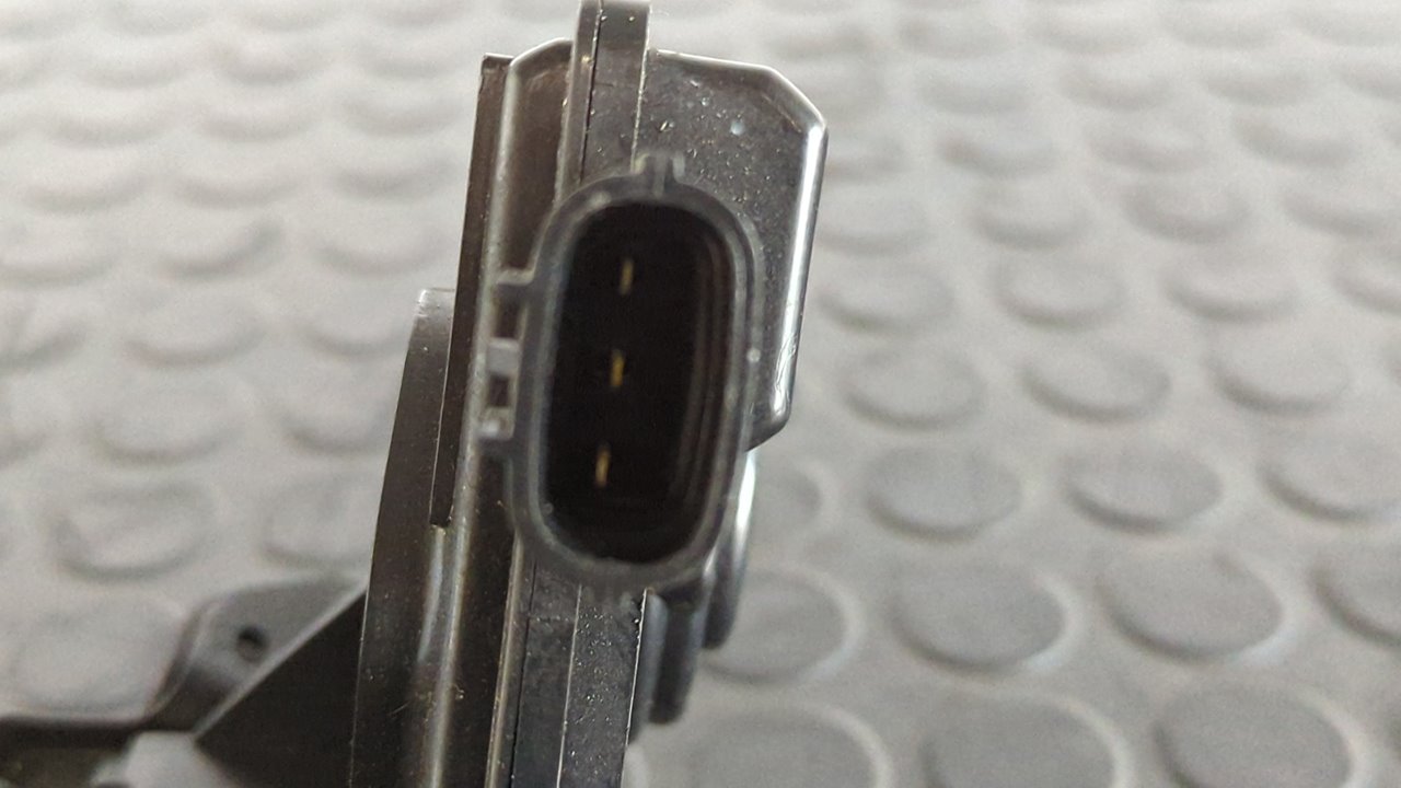 CERRADURA MALETERO / PORTON TOYOTA AURIS - vista 5