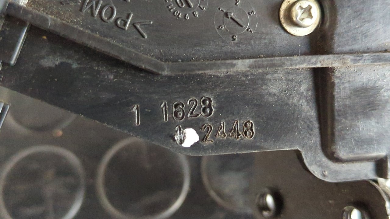 CERRADURA MALETERO / PORTON TOYOTA AURIS - vista 4