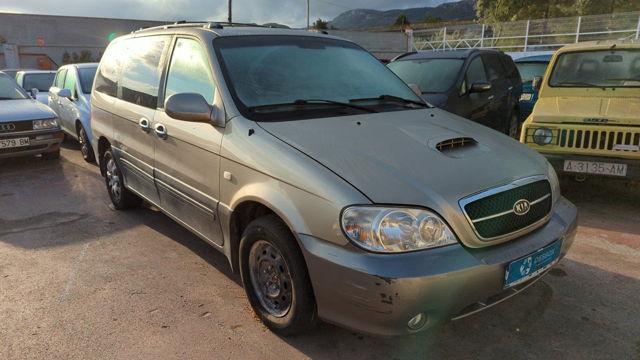 KIA CARNIVAL