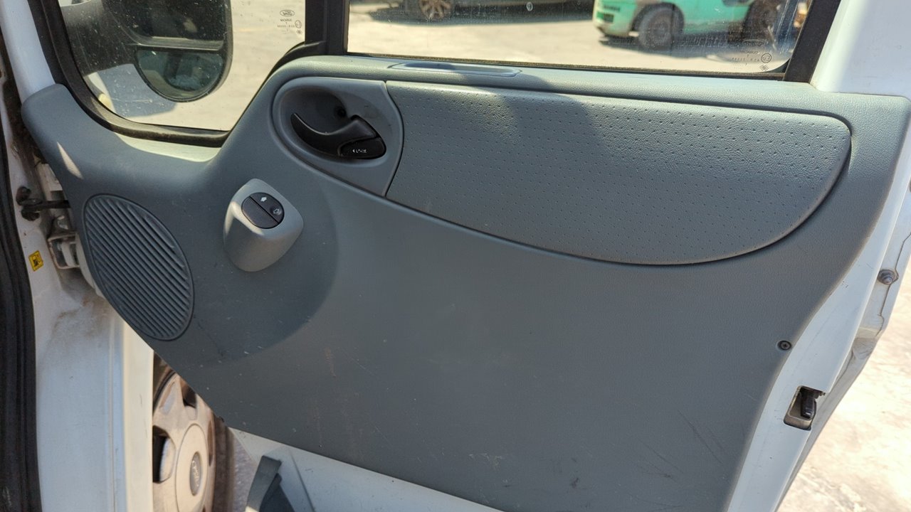 REFUERZO PARAGOLPES DELANTERO FORD TRANSIT CAJA CERRADA '06 - vista 2