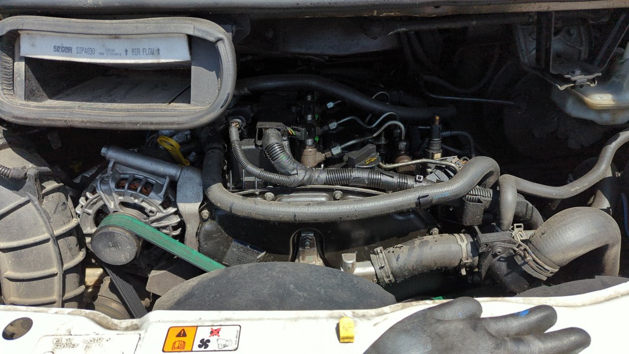 REFUERZO PARAGOLPES DELANTERO FORD TRANSIT CAJA CERRADA '06 - vista 4