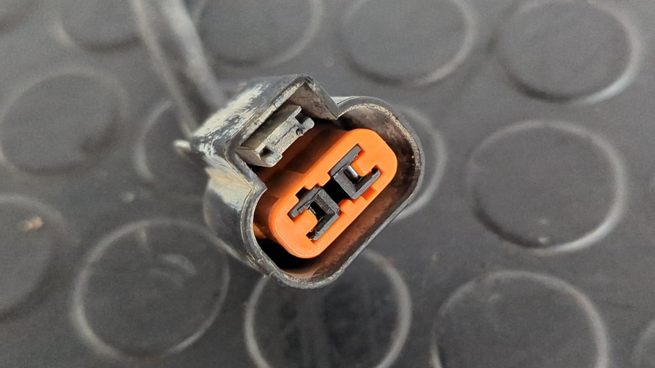 SENSOR ABS TRASERO DERECHO MITSUBISHI MONTERO (V80/V90) - vista 2