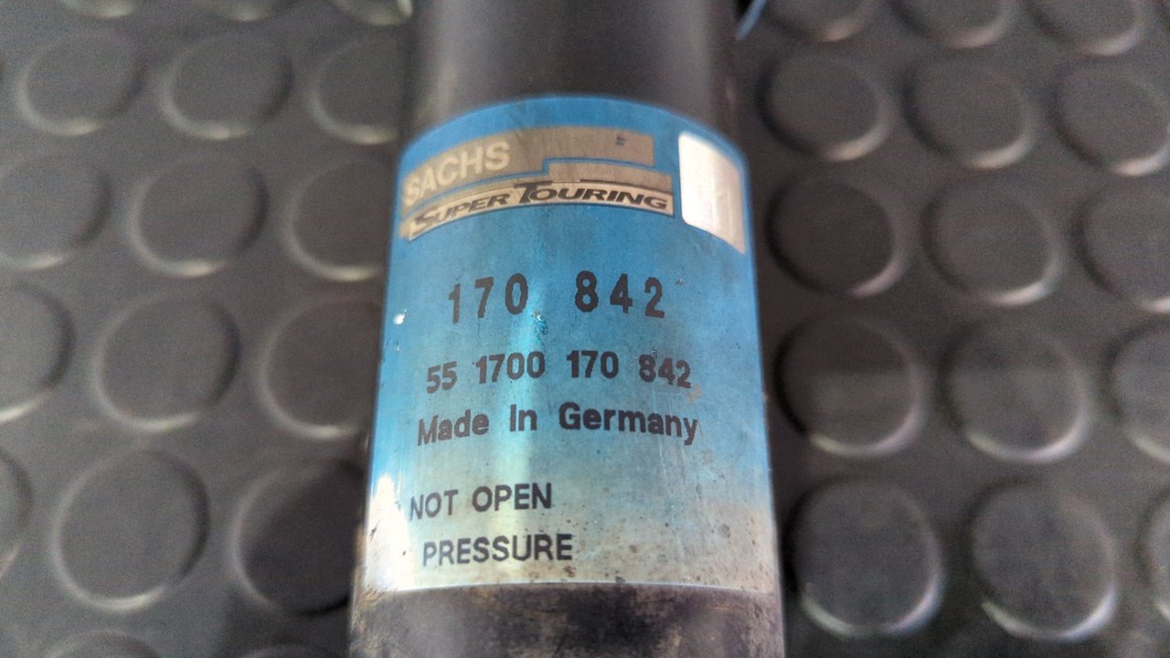 AMORTIGUADOR TRASERO DERECHO MITSUBISHI MONTERO (V20/V40) - vista 3