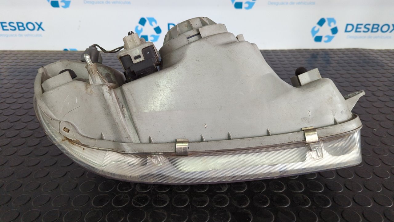 FARO IZQUIERDO KIA CARNIVAL - vista 2