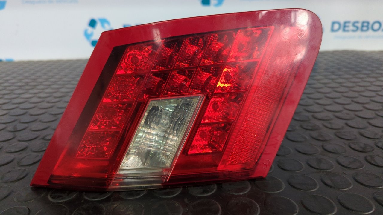 PILOTO PORTON IZQUIERDO MERCEDES-BENZ CLASE E (W212) FAMILIAR