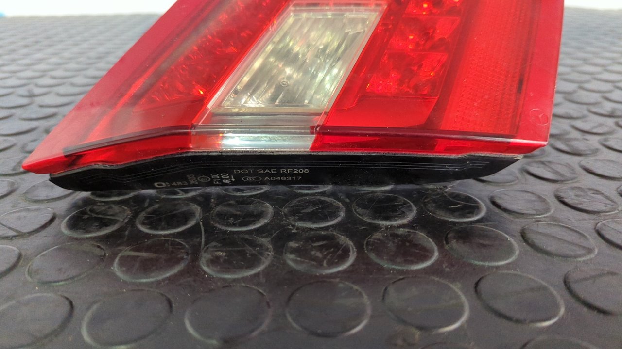 PILOTO PORTON IZQUIERDO MERCEDES-BENZ CLASE E (W212) FAMILIAR - vista 2