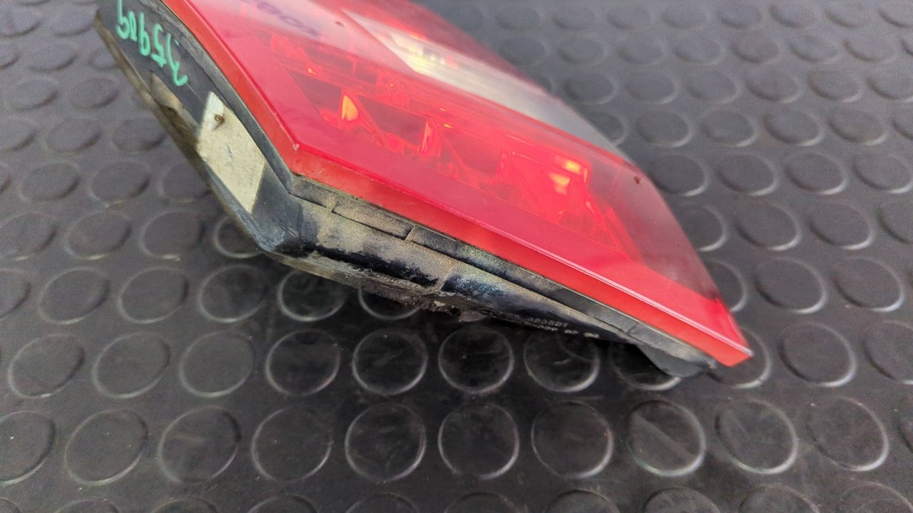 PILOTO PORTON IZQUIERDO MERCEDES-BENZ CLASE E (W212) FAMILIAR - vista 3