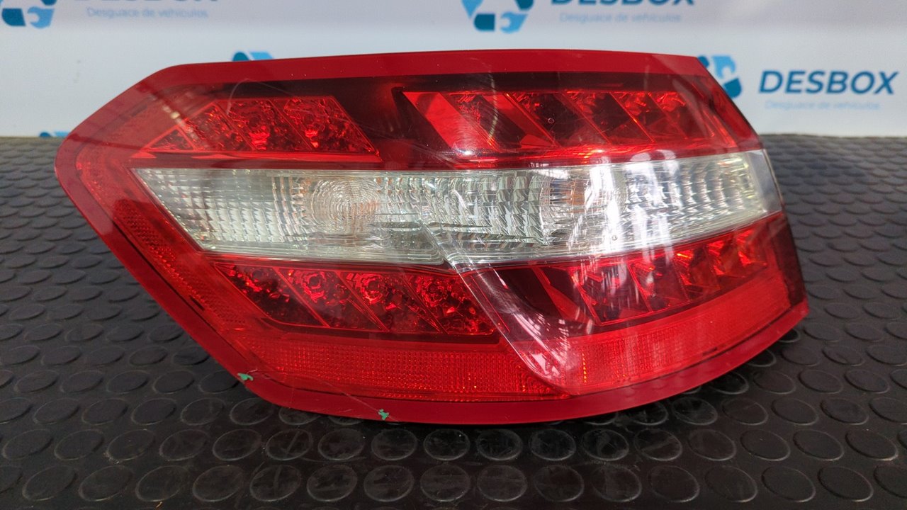 PILOTO TRASERO IZQUIERDO MERCEDES-BENZ CLASE E (W212) FAMILIAR