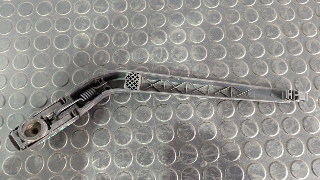 BRAZO LIMPIA TRASERO TOYOTA AURIS - vista 3