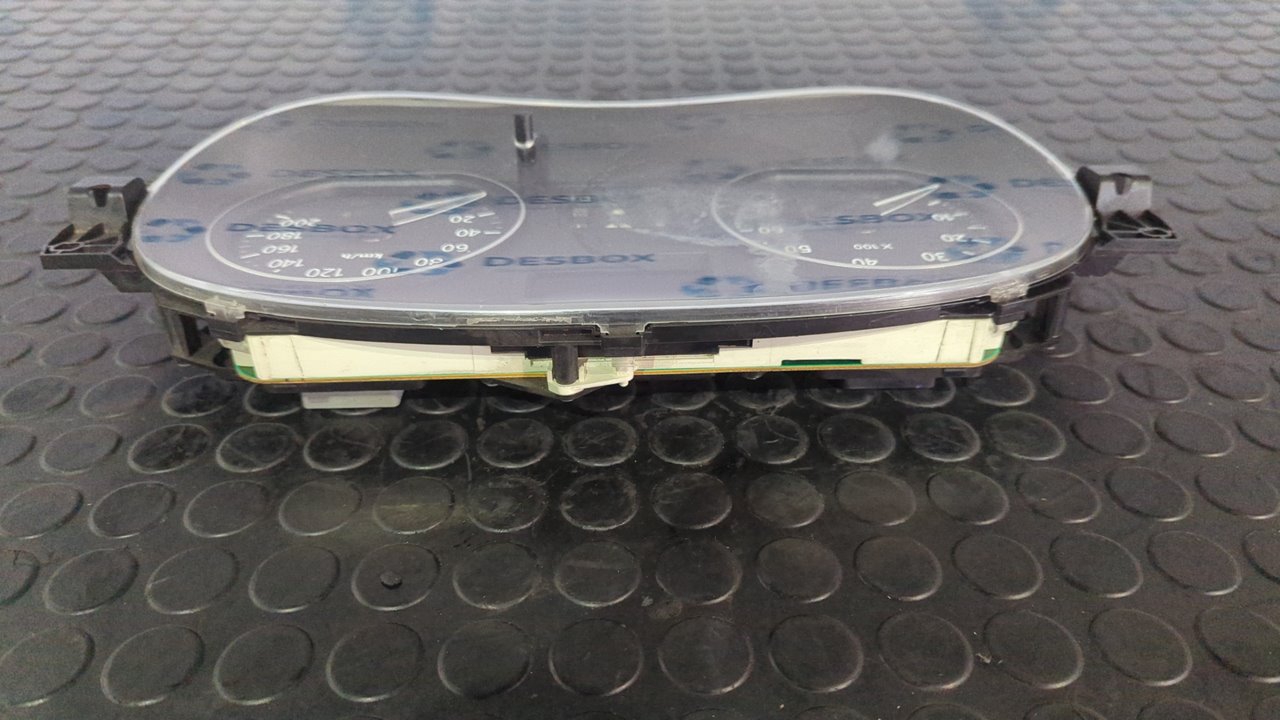 CUADRO INSTRUMENTOS DACIA SANDERO - vista 3