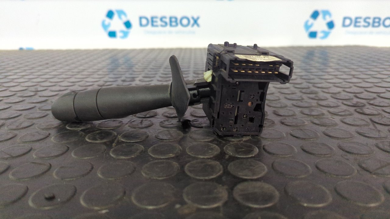 MANDO LIMPIA DACIA SANDERO - vista 5