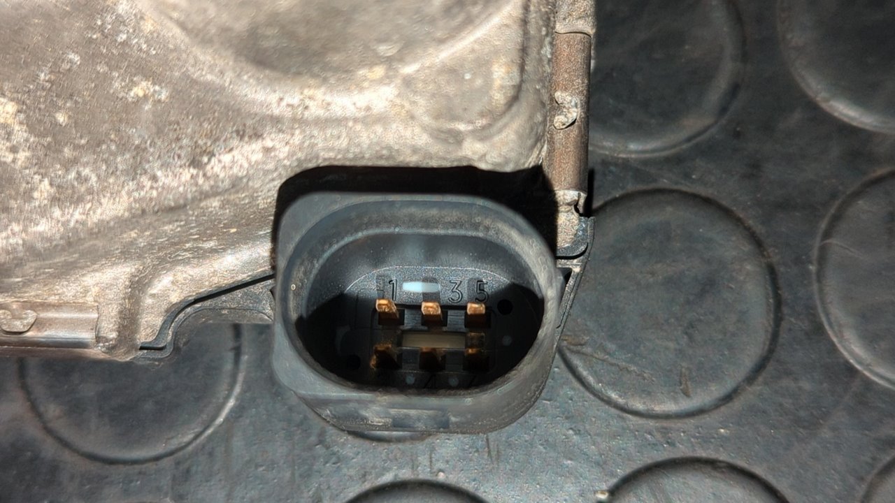 CAJA MARIPOSA AUDI TT (8N3/8N9) - vista 3