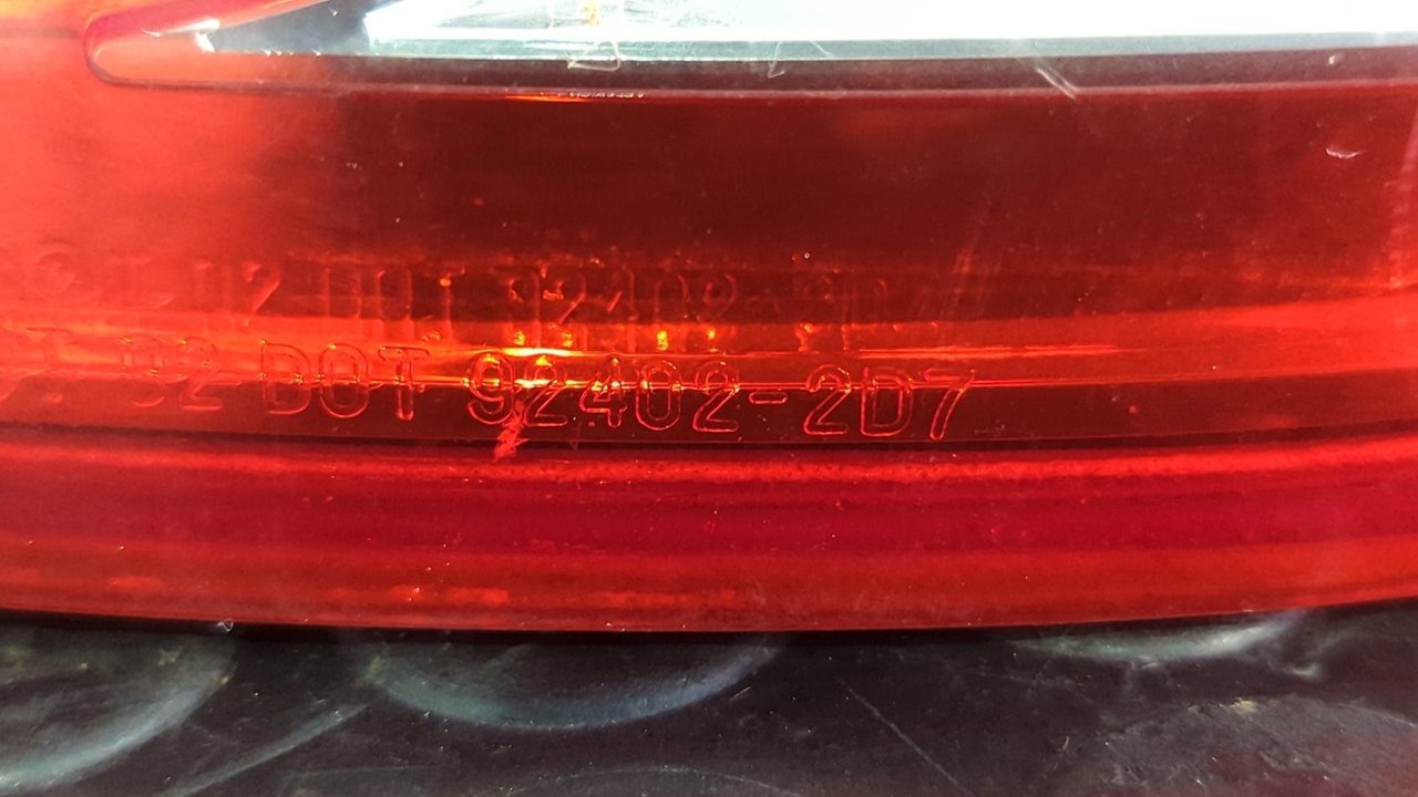 PILOTO TRASERO DERECHO HYUNDAI ELANTRA (XD) - vista 7