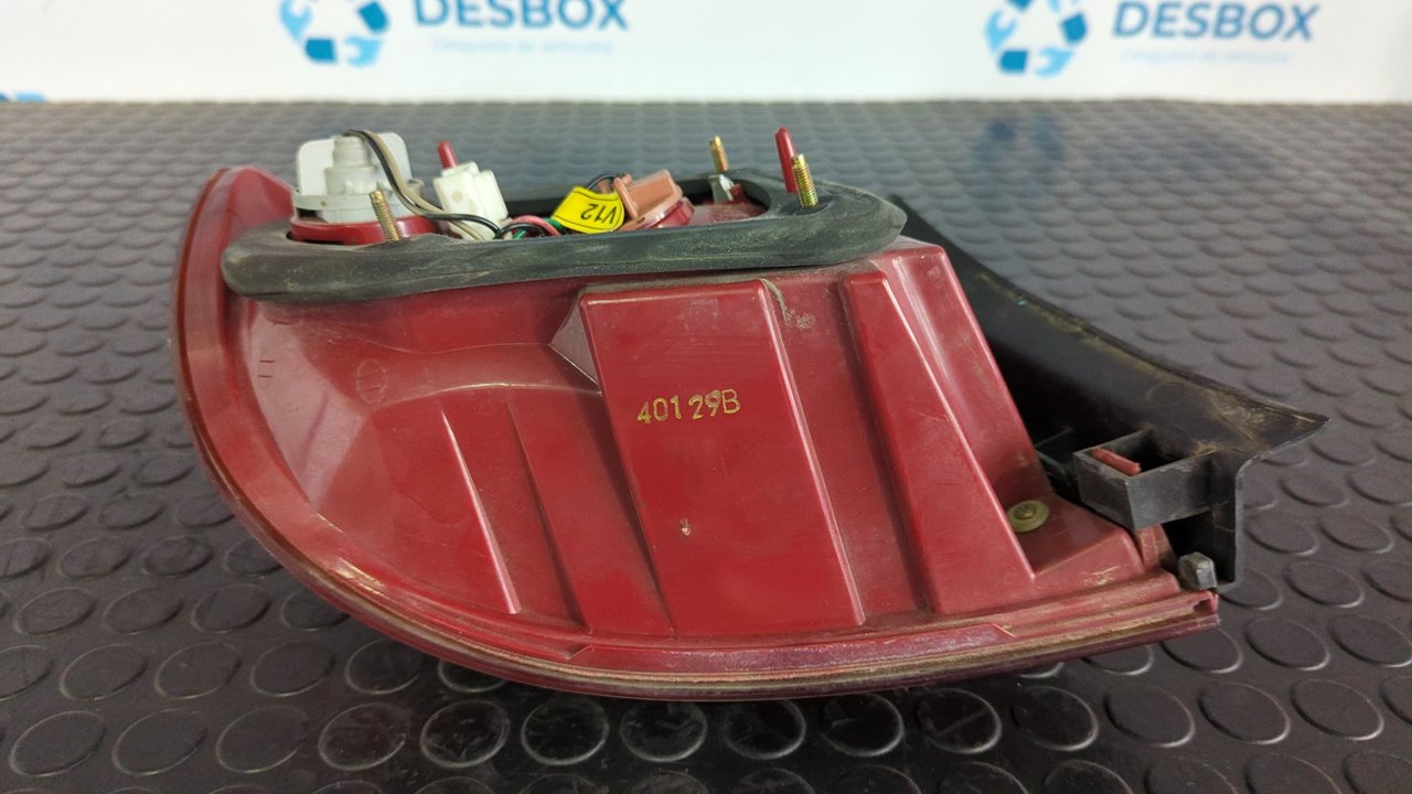 PILOTO TRASERO DERECHO HYUNDAI ELANTRA (XD) - vista 8