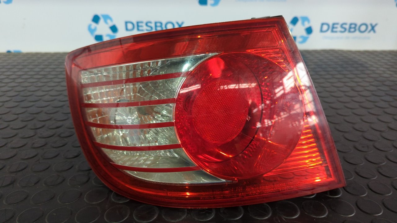 PILOTO TRASERO IZQUIERDO HYUNDAI ELANTRA (XD)