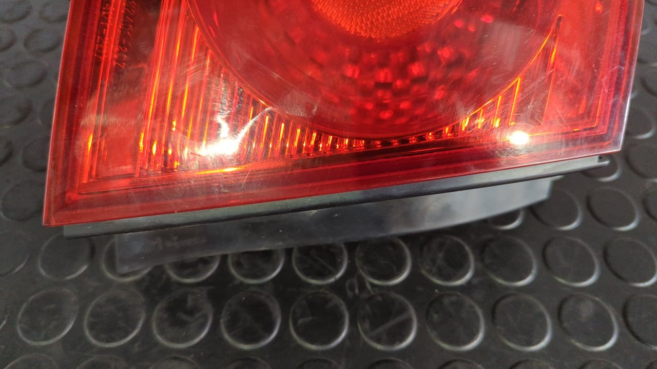 PILOTO TRASERO IZQUIERDO HYUNDAI ELANTRA (XD) - vista 4