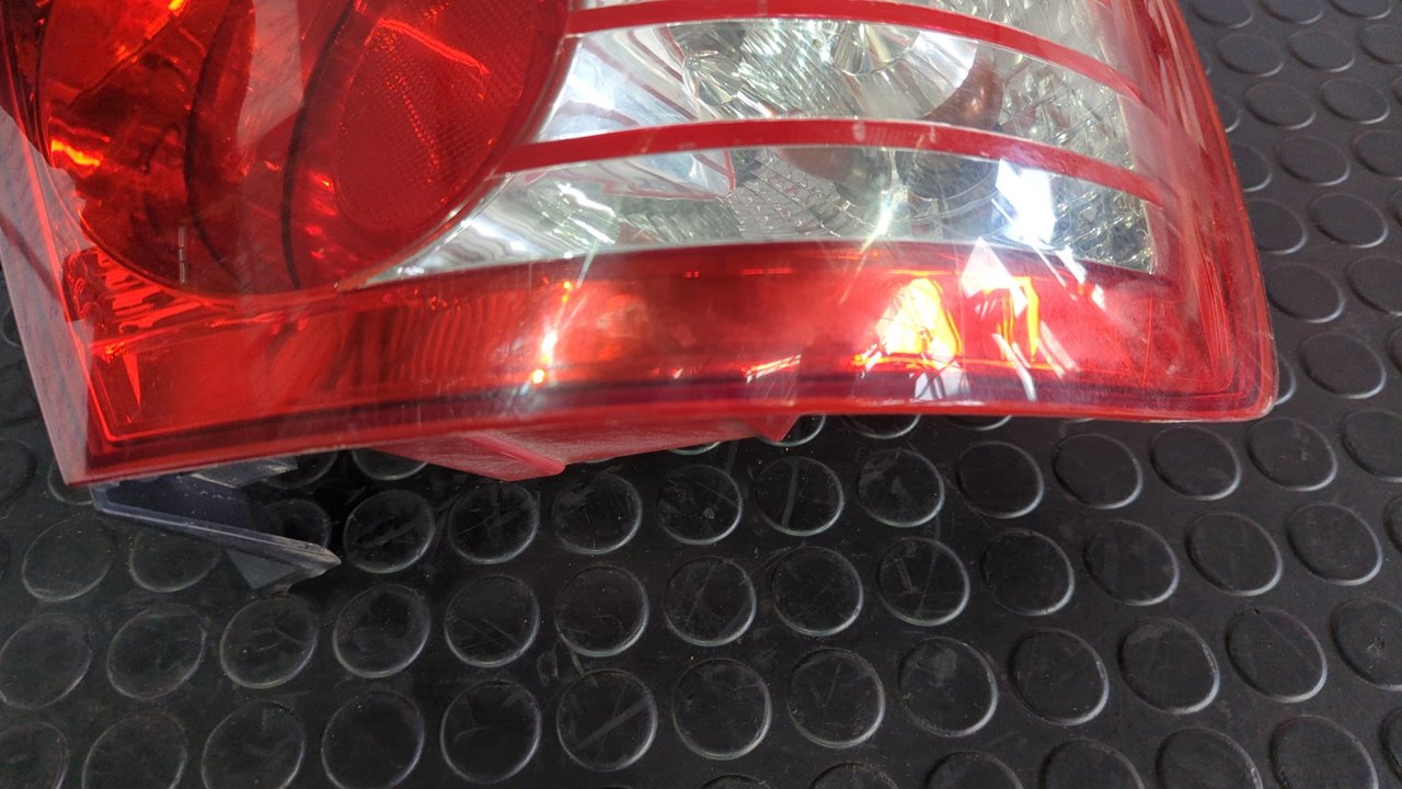 PILOTO TRASERO IZQUIERDO HYUNDAI ELANTRA (XD) - vista 6