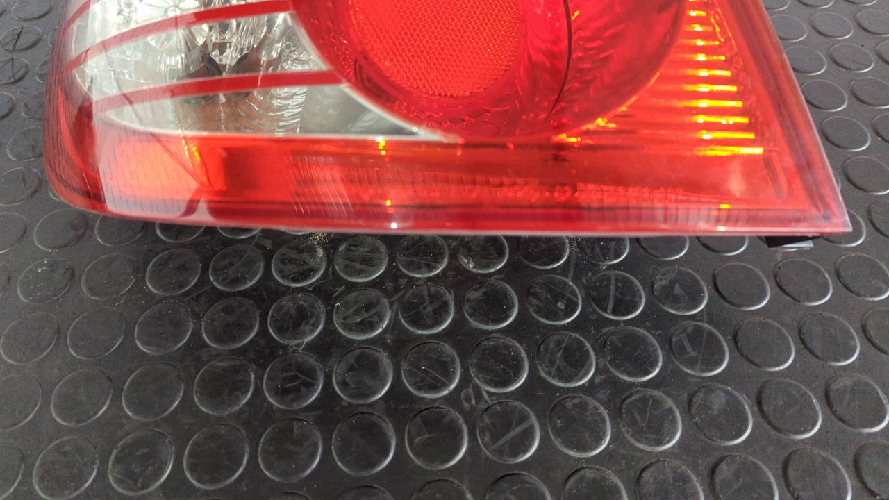 PILOTO TRASERO IZQUIERDO HYUNDAI ELANTRA (XD) - vista 5