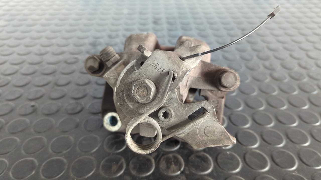 PINZA DE FRENO TRASERA DERECHA PEUGEOT 308 - vista 4