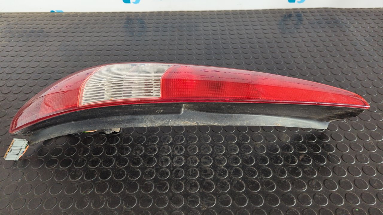 PILOTO TRASERO IZQUIERDO FORD MONDEO TURNIER (GE) - vista 8