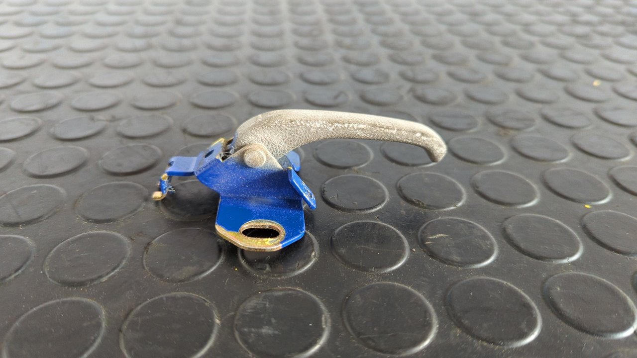 MANETA INTERIOR DELANTERA DERECHA SUZUKI SAMURAI (SJ) - vista 4