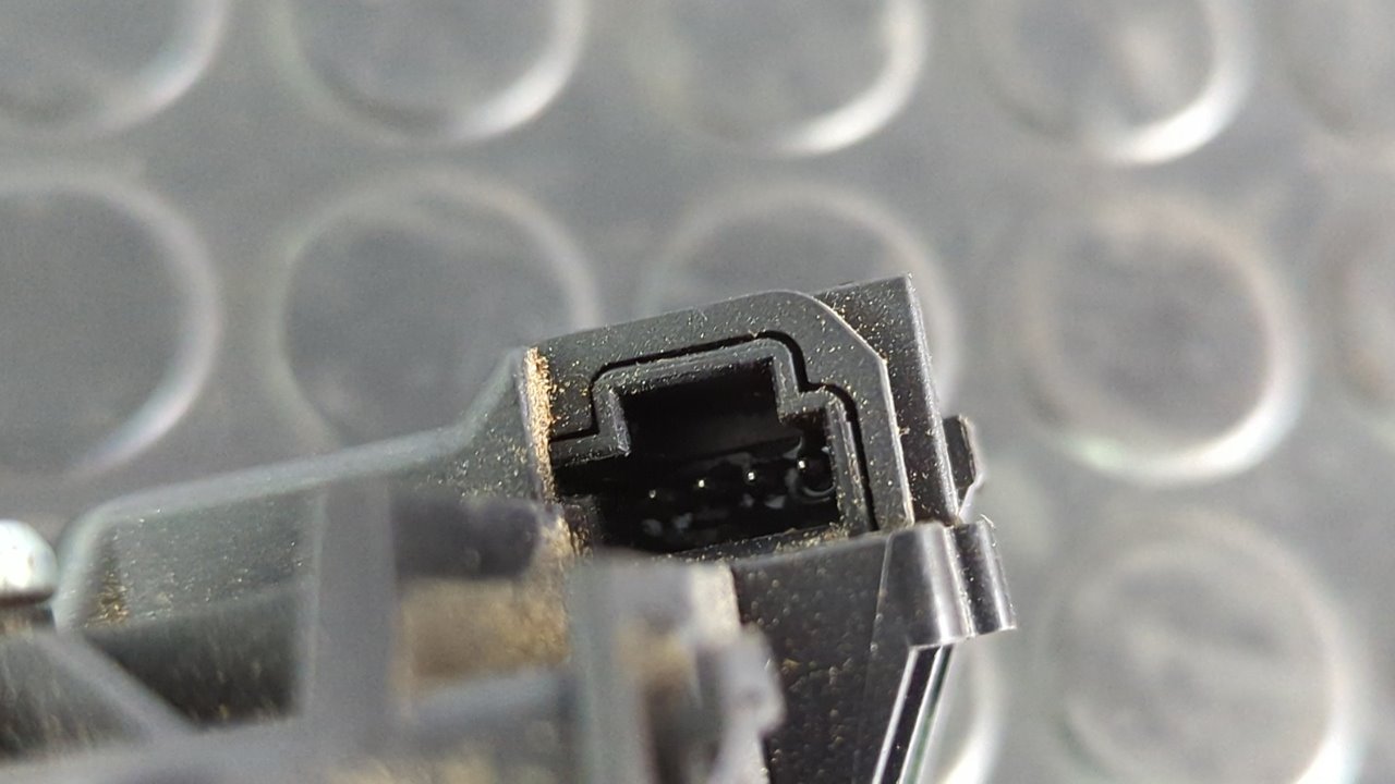 CERRADURA MALETERO / PORTON MERCEDES-BENZ CLASE E (W212) FAMILIAR - vista 3