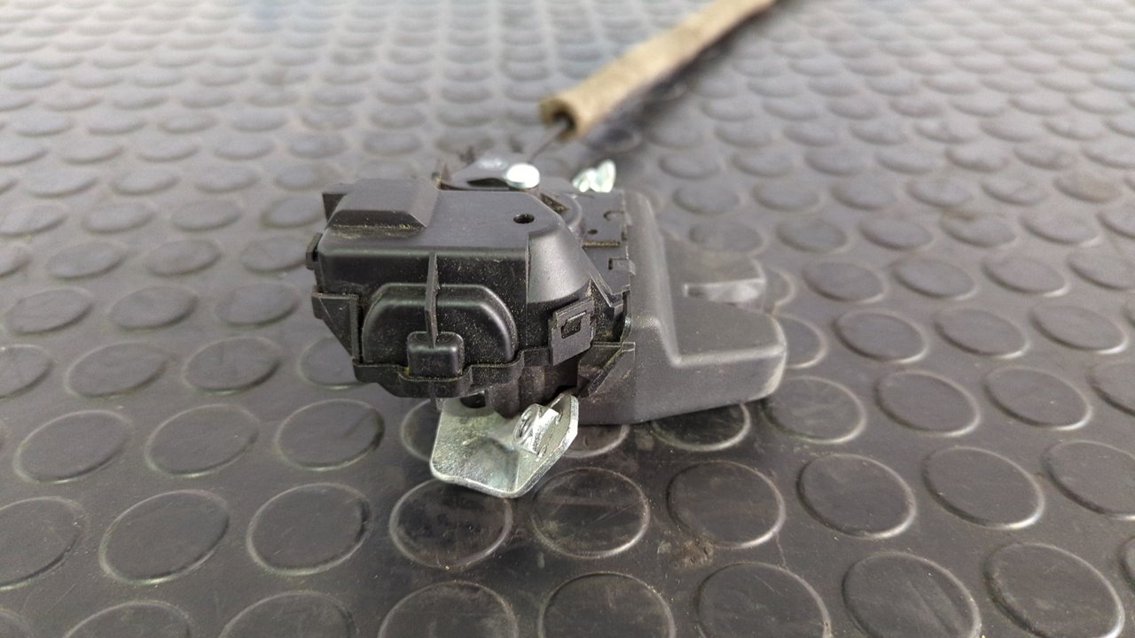 CERRADURA MALETERO / PORTON MERCEDES-BENZ CLASE E (W212) FAMILIAR - vista 4