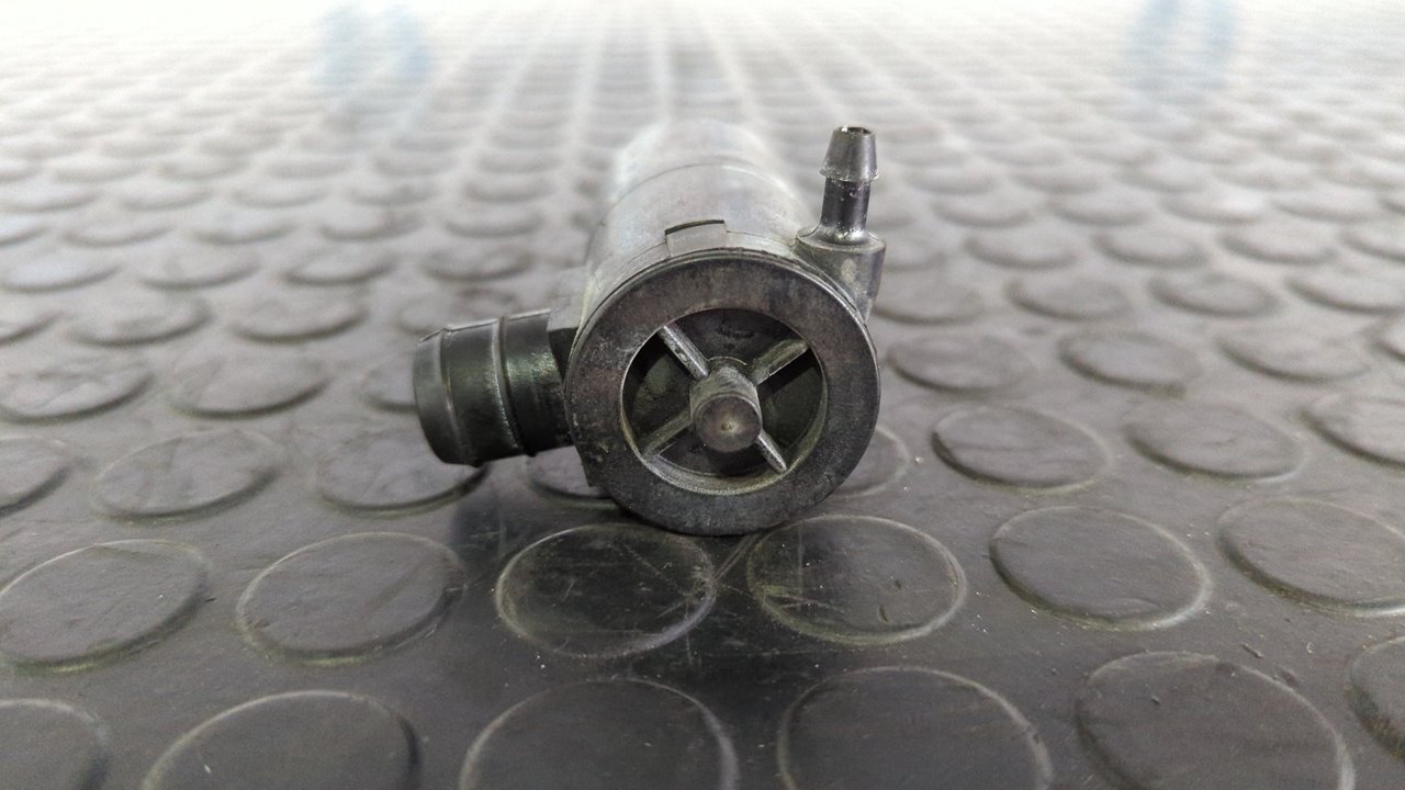 BOMBA LIMPIA TOYOTA AURIS - vista 5