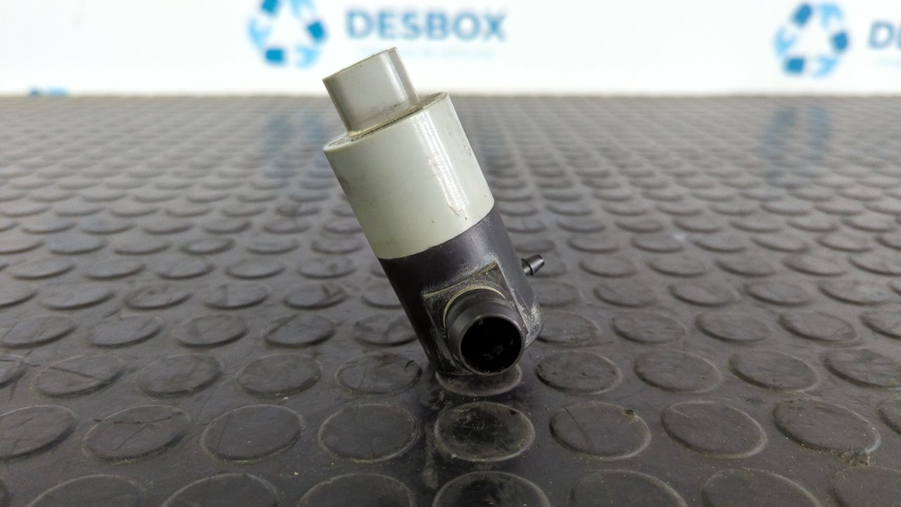 BOMBA LIMPIA TOYOTA AURIS - vista 3