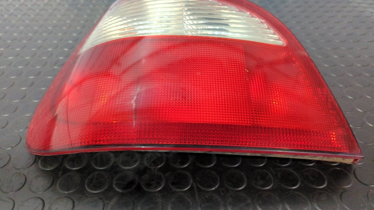 PILOTO TRASERO IZQUIERDO RENAULT MEGANE I FASE 2 GANDTOUR (KA..) - vista 5