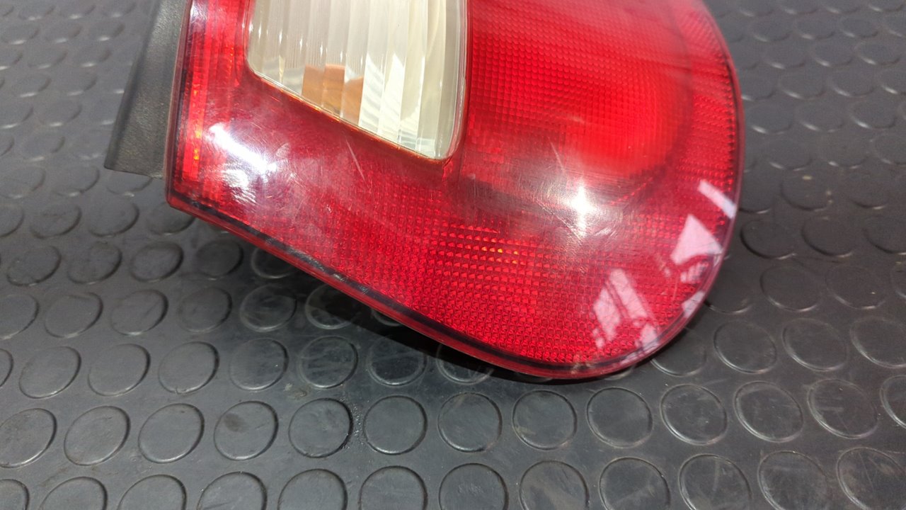 PILOTO TRASERO IZQUIERDO RENAULT MEGANE I FASE 2 GANDTOUR (KA..) - vista 9