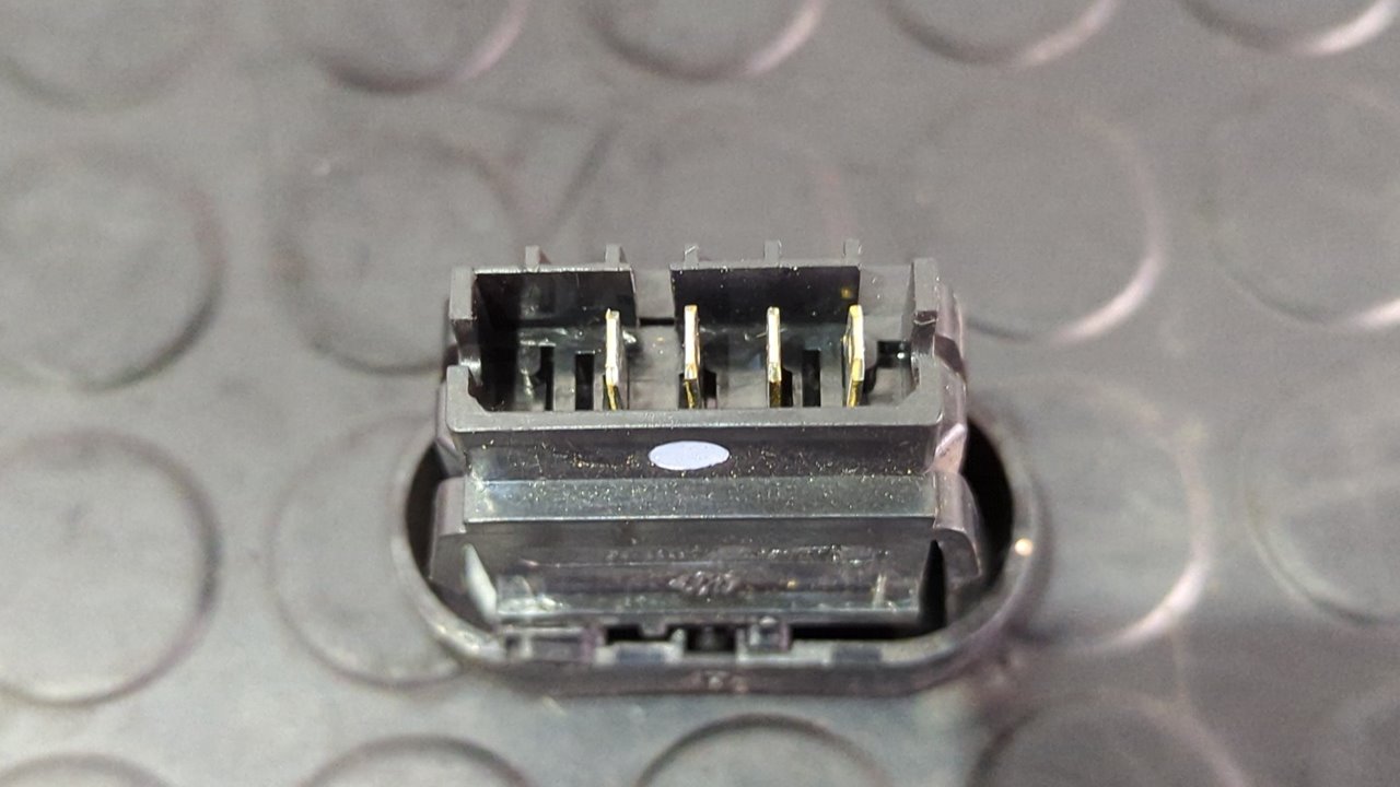 INTERRUPTOR DACIA SANDERO - vista 2