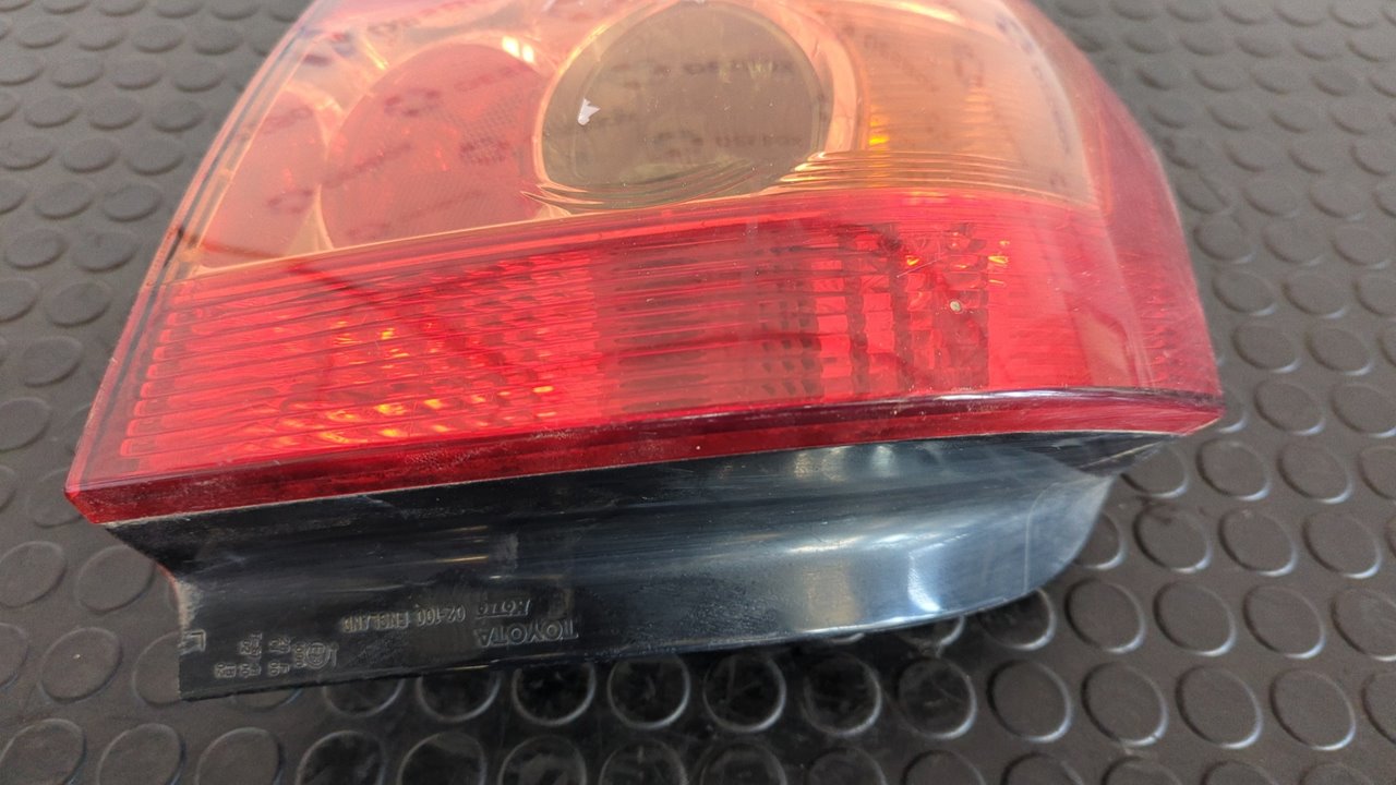 PILOTO TRASERO IZQUIERDO TOYOTA COROLLA (E12) - vista 7