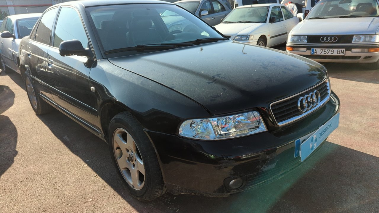 AUDI A4 BERLINA (B5)