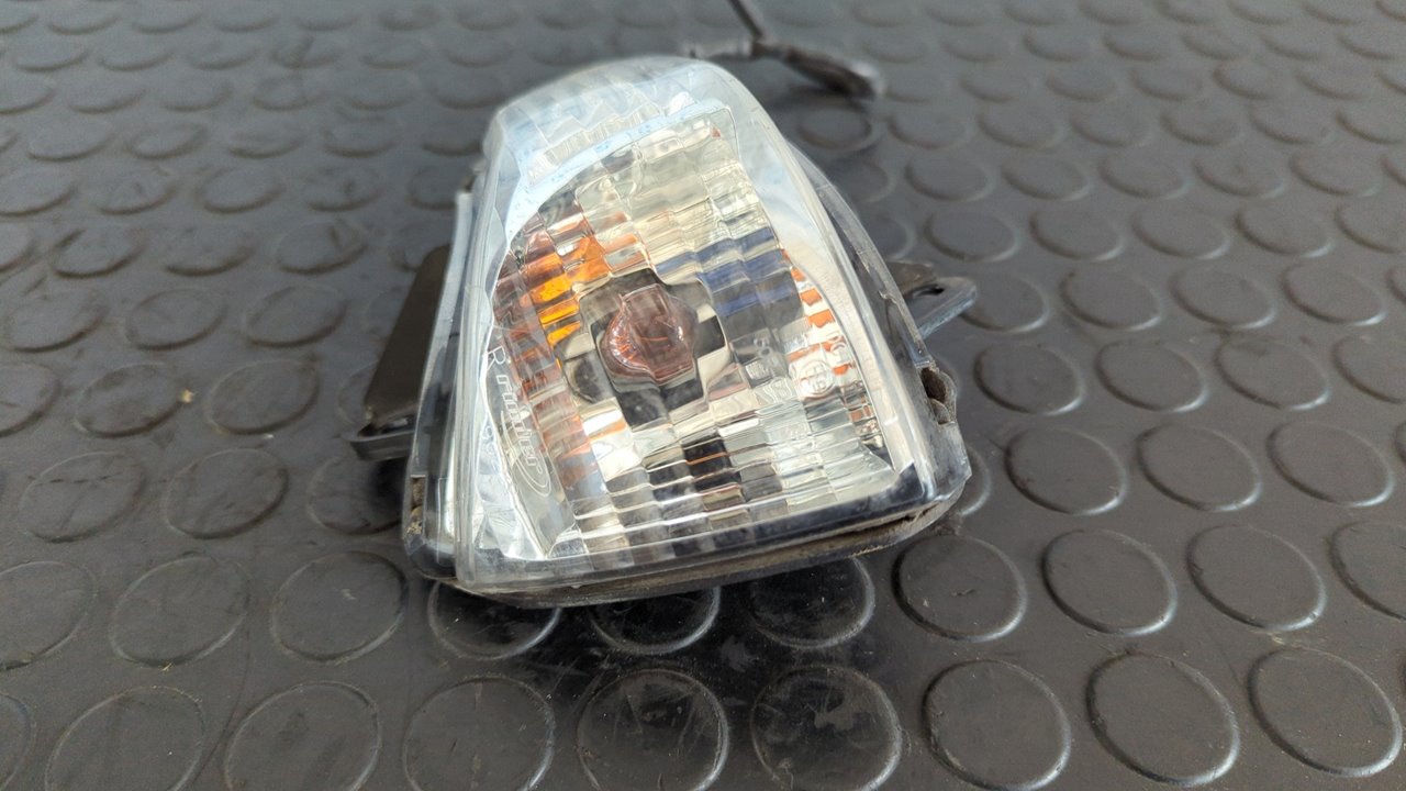 PILOTO DELANTERO DERECHO KAWASAKI ER 6 - vista 2