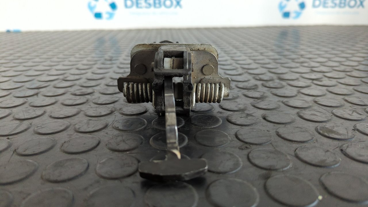 RETENEDOR PUERTA DERECHA PEUGEOT PARTNER KOMBI