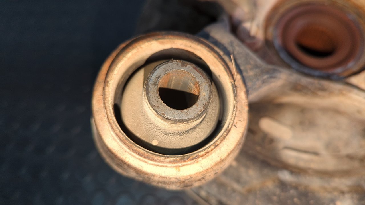 MANGUETA TRASERA IZQUIERDA MITSUBISHI MONTERO (V80/V90) - vista 3